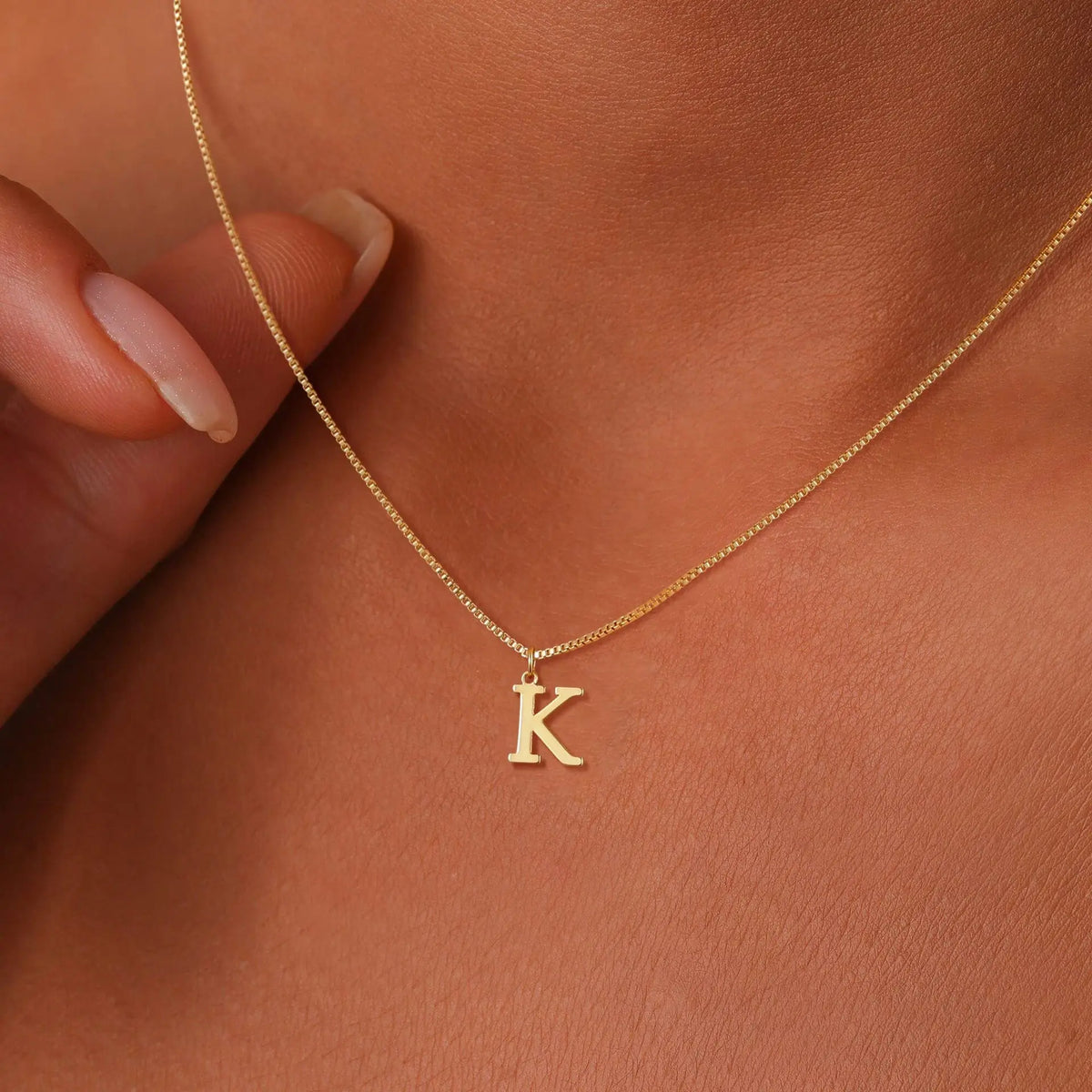 Colar Feminino com Letra Inicial Banhado a Ouro 18K
