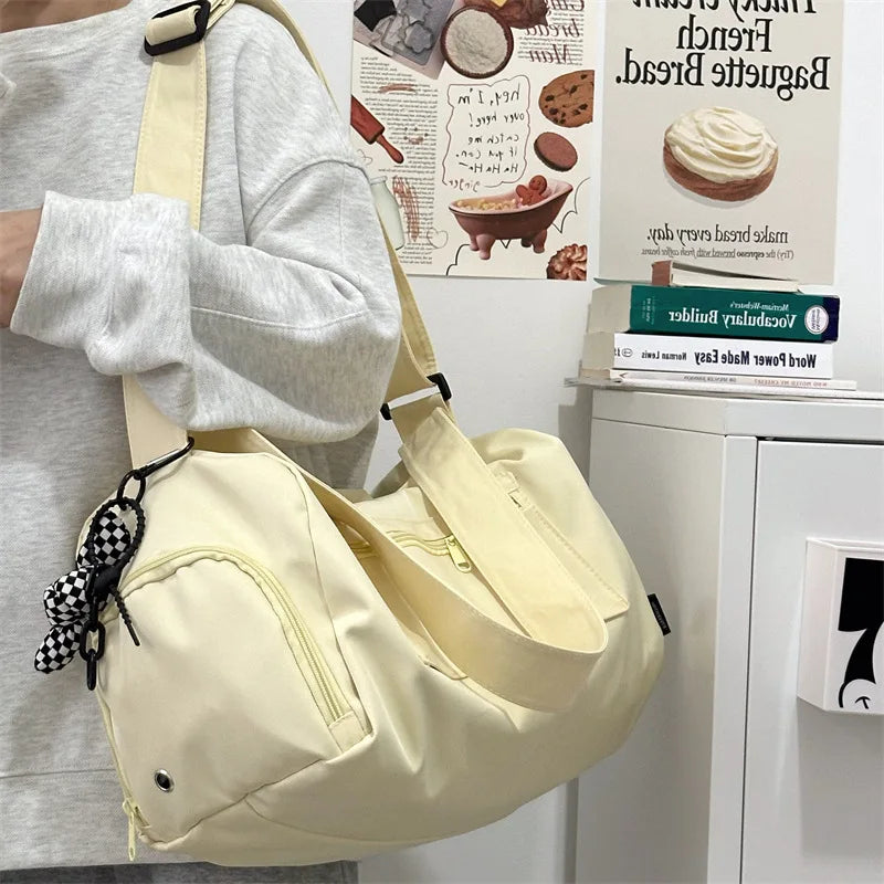 Bolsa de Viagem e Academia em Nylon — Cloe