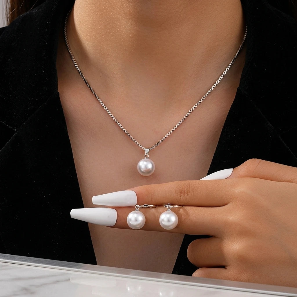Conjunto Feminino de Colar e Brincos com Zircônias – Elegância Premium