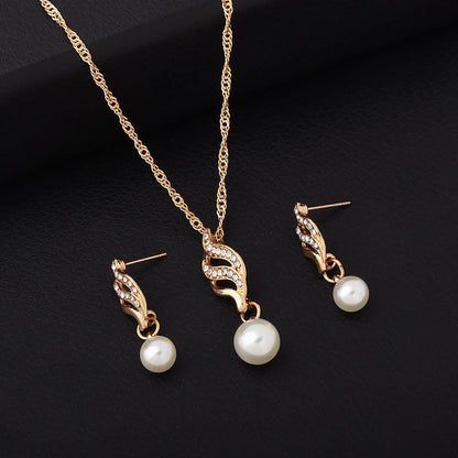 Conjunto Feminino de Colar e Brincos com Zircônias – Elegância Premium