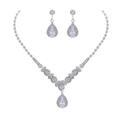 Conjunto Feminino de Colar e Brincos com Zircônias – Elegância Premium