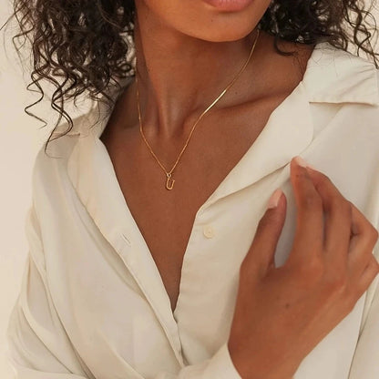 Colar Feminino com Letra Inicial Banhado a Ouro 18K