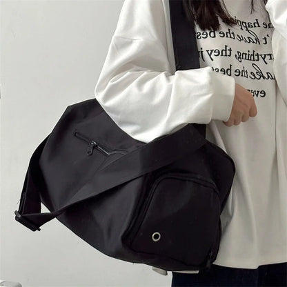 Bolsa de Viagem e Academia em Nylon — Cloe