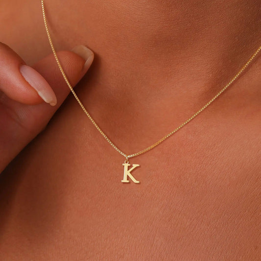 Colar Feminino com Letra Inicial Banhado a Ouro 18K
